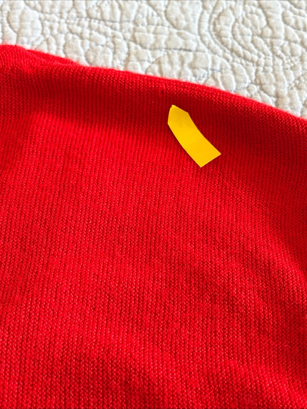 Izod Men’s Bright Red V-Neck Button Cardigan Vintage - Picture 9 of 10